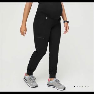 FIGS Women's Black Zamora Maternity - Jogger Scrub Pants
